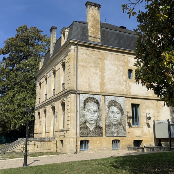 Đài tưởng niệm công nhân Đông Dương tại Dordogne Creysse